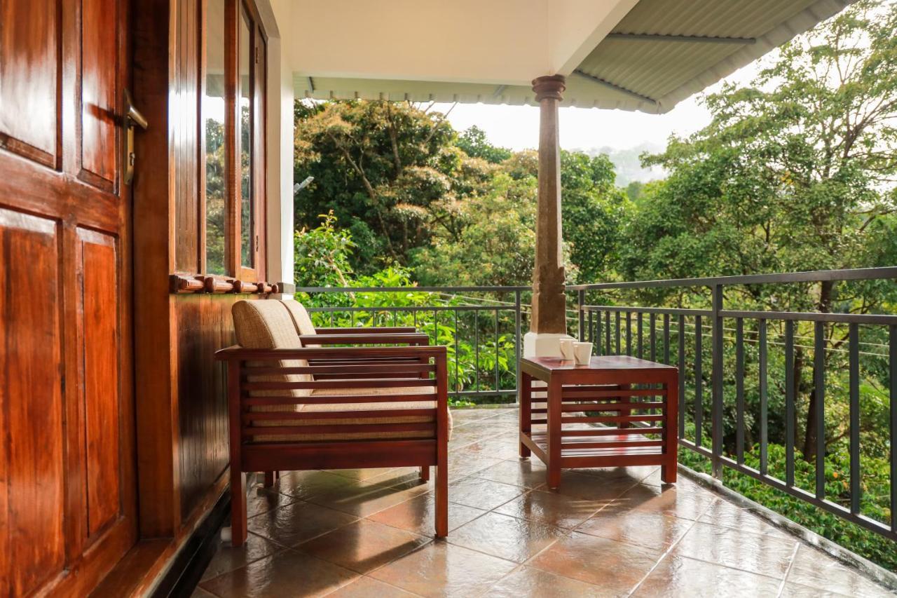 Golden Fern Resort Kanthalloor 外观 照片