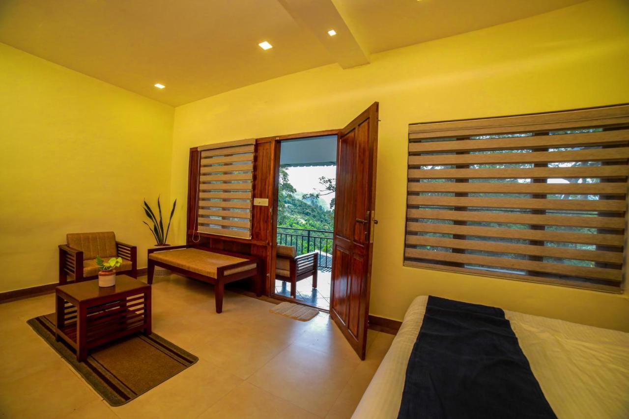 Golden Fern Resort Kanthalloor 外观 照片